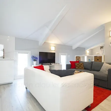 Covadonga Centro דירה אוביידו